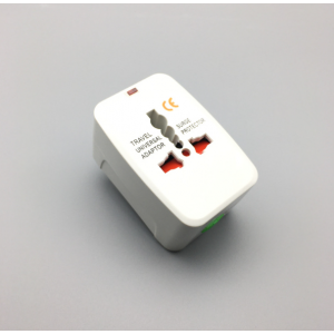 Adaptador universal de corriente para viaje con protector de sobrecarga y entrada internacional , mayoreo 81207
