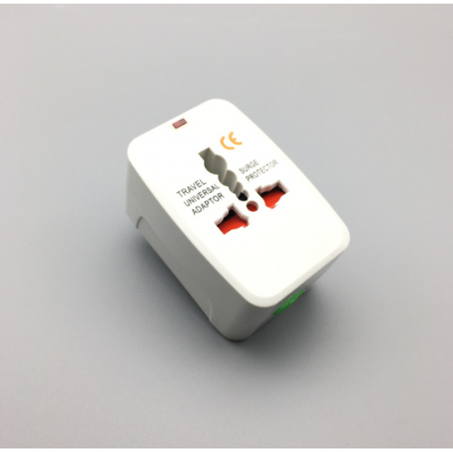 Adaptador universal de corriente para viaje con protector de sobrecarga y entrada internacional , mayoreo 81207