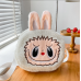 Bolsa de peluche labubu y diseño de carita tierna, bandolera ajustable, varios colores, mayoreo 0738