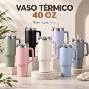 Vaso térmico de 40 oz con asa, popote y tapa transparente. Diseño moderno de gran capacidad, ideal para bebidas frías o calientes. Disponible por mayoreo.