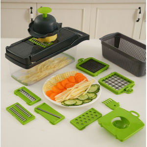 Cortador de verduras multiusos ideal para picar, rebanar, rallar y hacer diferentes tipos de cortes en la cocina. Incluye accesorios intercambiables para preparar verduras de forma práctica y rápida.