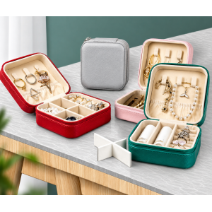 Joyero portátil compacto con múltiples compartimentos para organizar y proteger anillos, collares, pendientes y pulseras durante tus viajes- por mayoreo 