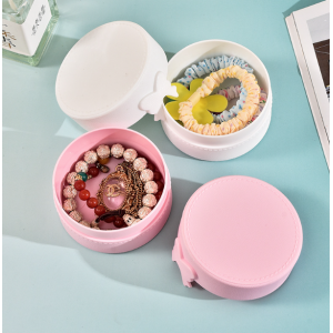Caja organizadora de joyas de diseño moderno. Compacta, resistente y perfecta para viajes o decoración- Por mayoreo 