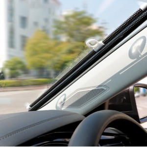 Parasol retráctil de ventosa de 40*60CM cm, ideal para colocarse en parabrisas o ventanas de auto y camión-  Por Mayoreo ZE-2272