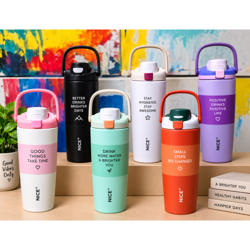 Termo portátil con diseño moderno, asa superior para fácil transporte y tapa práctica. Ideal para llevar bebidas al trabajo, escuela, gimnasio, viajes o uso diario. Termo portátil con diseño moderno, asa superior para fácil transporte y tapa práctica. Ideal para llevar bebidas al trabajo, escuela, gimnasio, viajes o uso diario.