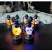 Set de mini lámparas LED en forma de faroles con diseños de calabazas naranjas y calaveras blancas. Lámparas decorativas Por Mayoreo  124913