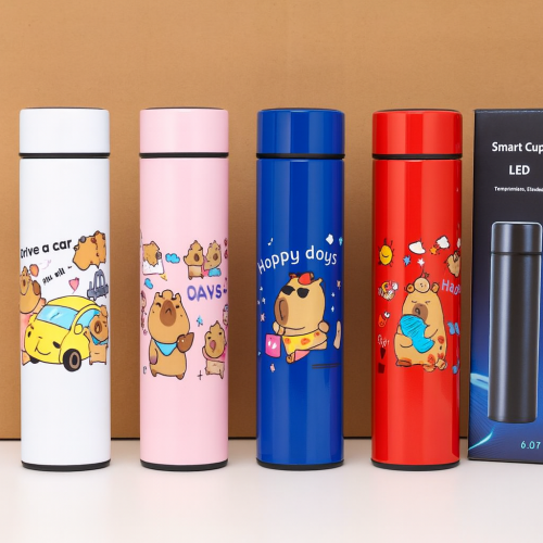 Termo de acero inoxidable con tapa LED de diseños animados. Capacidad 500 ml, para bebidas frías o calientes por horas. Por Mayoreo  A2