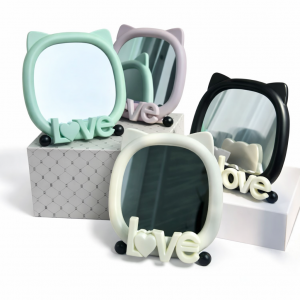 Espejo decorativo con diseño de gato estilo kawaii ideal para tocador recámara y regalo. Por Mayoreo 81866