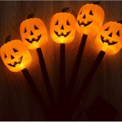 Lámpara de suelo con forma de calabaza de Halloween alimentada por energía solar, decoración exterior de Halloween, impermeables para jardín al aire.  Por Mayoreo SF-2319