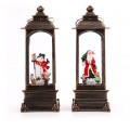 Lámpara cuadrada luminosa de PVC con música. Faroles navideños con nieve y luz LED – Decoración vintage con figuras surtidas Por Mayoreo D-20156