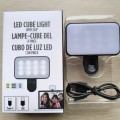 Cubo de luz LED con pinza, 3 tonos ajustables (cálido, neutro y frío), recargable por USB Tipo-C, ideal para selfies o videollamadas, venta por mayoreo