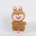 Peluche Labubu que simula respiración con luz LED en el pecho, ideal para acompañar el descanso de los niños. Suave al tacto, varios colores. Venta por mayoreo AL-001054