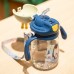 Botella deportiva de 380 ml con divertidos diseños de animalitos, con tapa decorativa tipo corona y asas laterales para un mejor agarre. Ideal para niños. Venta por mayoreo 0892