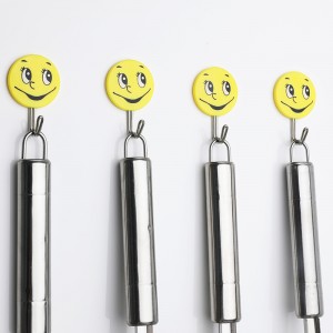 Ganchos adhesivos con diseño de carita feliz – Set de 3 tamaños – Modelo 12778 – Venta por mayoreo