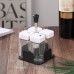 Set de especieros de vidrio con tapas blancas y detalles dorados, ideal para sal, pimienta y condimentos. Incluye base organizadora con agarradera central para fácil transporte Venta al por mayor  16071-7
