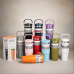 Termo de acero inoxidable de 30oz 890ml con asa, ideal para bebidas frías y calientes. Colores surtidos. Venta por mayoreo