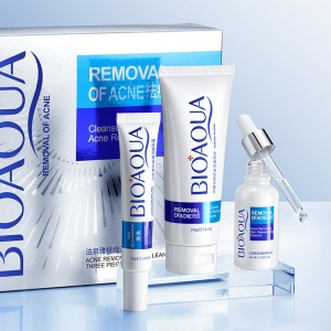 Kit para quitar acné Bioaqua ideal para cuidado facial y limpieza de la piel. Presentación práctica para uso diario. Venta por mayoreo 333331680514