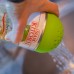 Práctico escurridor de esponja diseñado para facilitar el drenaje de líquidos en latas y frascos sin necesidad de usar coladores grandes Venta por mayoreo 3996