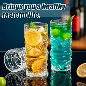 Vaso Totem de cristal transparente con diseño tallado único, ideal para agua, jugos, cócteles o bebidas refrescantes. Capacidad de 400ML
