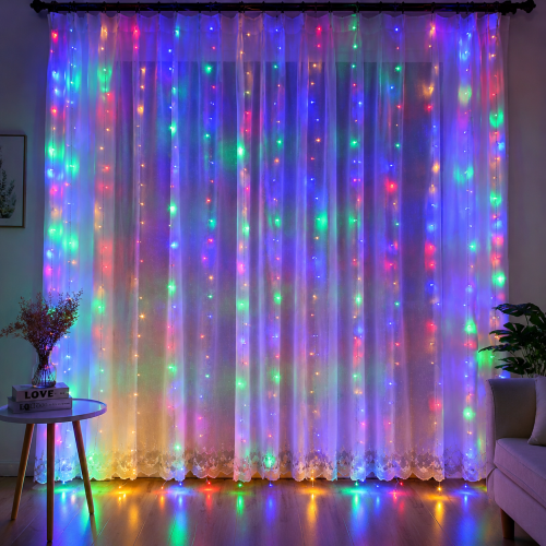 Cortina de luces LED multicolor de 2 x 3 metros, ideal para decorar interiores, ventanas, recámaras, fiestas y eventos. Venta por mayoreo