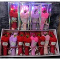 Ramo decorativo de flor de jabón con pompón y luz LED integrada. Ideal como regalo romántico y detalle especial para aniversarios, San Valentín. Venta al por mayor