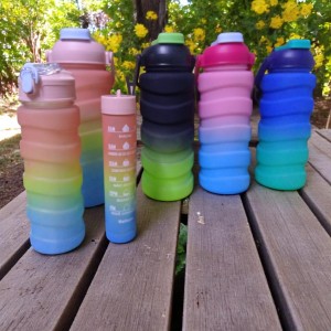 Trío de botellas de agua colores degradados al por mayor 883480