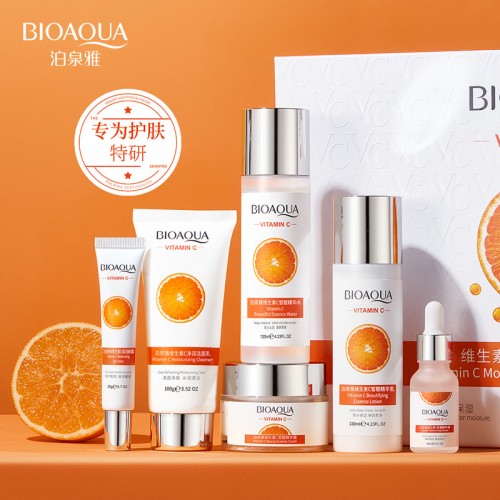 Set de cuidado facial Bioaqua con vitamina C, kit de limpieza, sérum, crema y loción hidratante, aclara manchas y nutre la piel, venta por mayoreo BQY41081