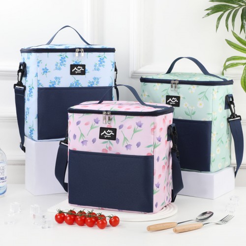 Bolsa lonchera Térmica Floral con Correa por Mayoreo - Código BW06 Bolsa lonchera Térmica Floral con Correa por Mayoreo - Código BW06