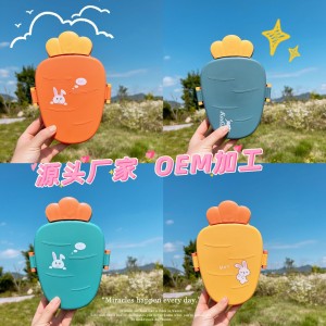 Lonchera infantil zanahoria, con cuchara incluida, diseño divertido, colores surtidos, práctica para snacks o almuerzos, ideal para niños, venta por mayoreo, CJ-2037