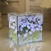 Lámpara decorativa en forma de cubo con tulipanes iluminados, conectada por USB. Tamaño 10×10 cm. Modelo CL-3003-1. Venta al por mayor Lámpara decorativa en forma de cubo con tulipanes iluminados, conectada por USB. Tamaño 10×10 cm. Modelo CL-3003-1. Venta al por mayor