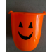 Cubetas halloween con caritas surtidas en diseño de calabaza, ideales para dulces o decoración infantil, modelo Pumpkin Bucket MONSTERINO, venta por mayoreo