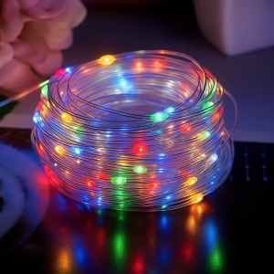 Guirnalda LED de 30 metros con 300 luces multicolor y 8 funciones de iluminación. Ideal para decoración navideña, fiestas y exteriores. Venta al por mayor