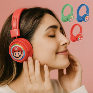 Audífonos con diseño temático de Super Mario, en colores rojo, azul y verde. Venta por mayoreo EJ-01125