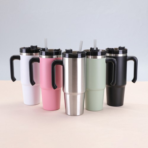 Vaso térmico de acero inoxidable con gran capacidad de 1200 ml, tapa hermética, popote reutilizable y asa ergonómica. Mantiene tus bebidas frías o calientes por más tiempo venta al por mayor HC-5012