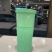 Vaso térmico tipo Starbucks con tapa hermética y caja individual, diseño estriado, colores negro, blanco y verde menta, venta al por mayor HG-2024