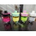 Vaso portátil de 600ml con diseño moderno y práctico. Incluye dos boquillas intercambiables para bebidas. Venta por mayoreo