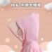 Impermeable para niños con diseños de personajes variados,  con capucha amplia y espacio trasero para la mochila. Ideal para días lluviosos. Venta por mayoreo. HT-1006