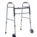 Andadera plegable con ruedas delanteras, ligera, resistente y ajustable. Ideal para adultos mayores o personas en rehabilitación, brinda apoyo y seguridad al caminar. Venta por mayoreo 