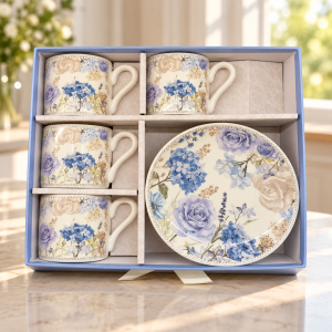 Set de 4 Tazas de 100 ml con 4 Platillos, Diseño Floral Azul y Caja de Regalo. Venta por Mayoreo