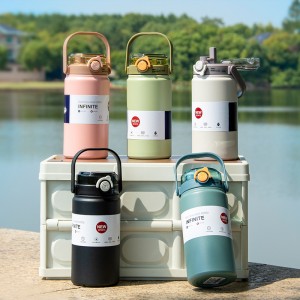 Termo portátil de 1000 ml con popote, asa de transporte y diseño moderno. Ideal para uso diario. Venta por mayoreo