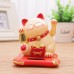 Gato de la suerte Maneki Neko con movimiento solar, símbolo tradicional japonés de buena fortuna y prosperidad. Ideal para decorar oficinas, negocios o el hogar. Venta al por mayor  M6729-1