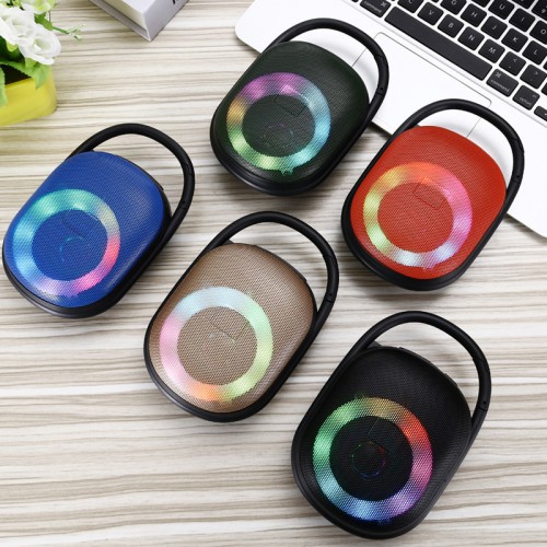 Bocina bluetooth portátil con luz RGB,modelo CLIP 5 M-CLIP5RGB