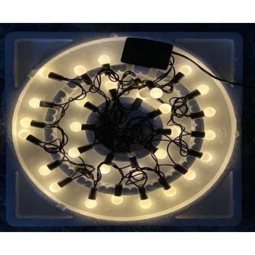 Serie de Luces Navideñas De BOLAS CON MUSICAL COLOR AMARILLO BLANCO FRIO CON 30 LED DE 2.4M SDD1119