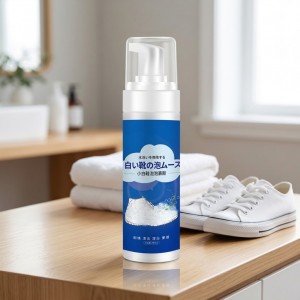 Espuma limpiadora para calzado, ideal para remover suciedad superficial durante la limpieza cotidiana. Venta por mayoreo