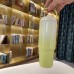Vaso térmico de acero inoxidable con tapa hermética y diseño degradado colores variados, ideal para bebidas. Venta por mayoreo 