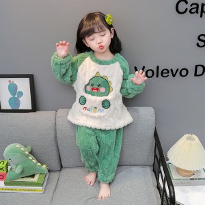 Pijama para niños y niñas tipo conjunto afelpado, súper suave y calientito, ideal para invierno. Tallas variadas S, M y L. Venta por mayoreo 