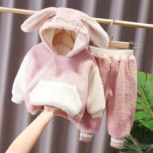 Pijama infantil afelpada con capucha de conejito, súper suave y calientita. Ideal para invierno, descanso y uso diario. Tallas variadas S, M y L y en varios colores. Modelo YP-0112. Venta por mayoreo Pijama infantil afelpada con capucha de conejito, súper suave y calientita. Ideal para invierno, descanso y uso diario. Tallas variadas S, M y L y en varios colores. Modelo YP-0112. Venta por mayoreo