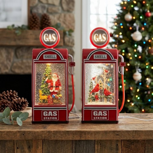 Farol navideño con luz y efecto de nieve en forma de bomba de gasolina retro, con escena festiva para decorar distintos espacios. Venta por mayoreo Farol navideño con luz y efecto de nieve en forma de bomba de gasolina retro, con escena festiva para decorar distintos espacios. Venta por mayoreo